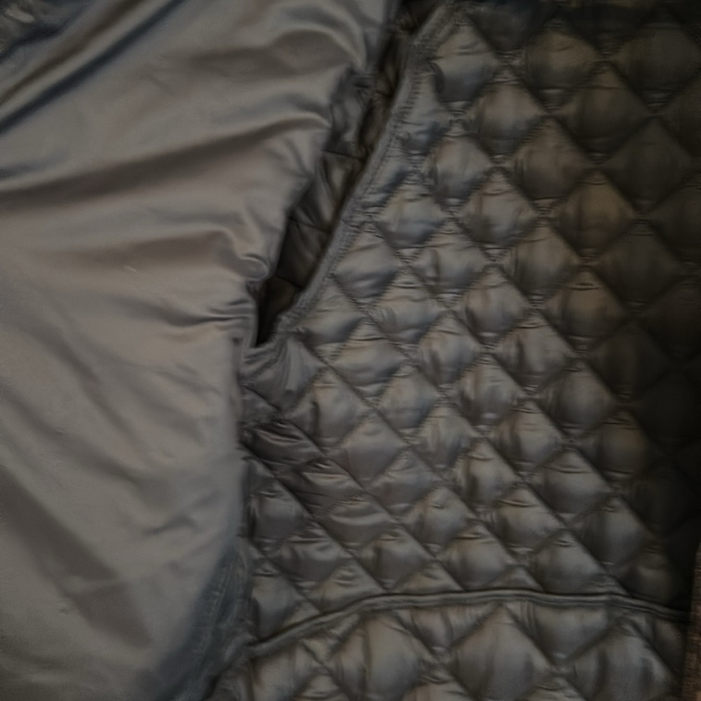 Athleta Featherless Puffer Jacketet - image 3